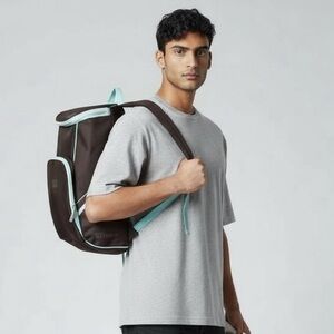 NWT~Vintage 2004 Wilson Tennis Backpack Model WRZ6901 Black/Blue~NEW & UNUSED